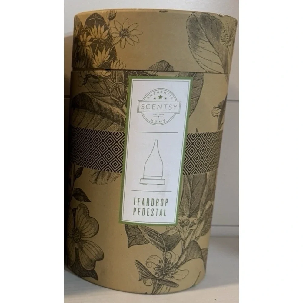 SCENTSY REFLECT DIFFUSER SHADE & TEARDROP DIFFUSER BASE DUO NEW IN OPEN BOX